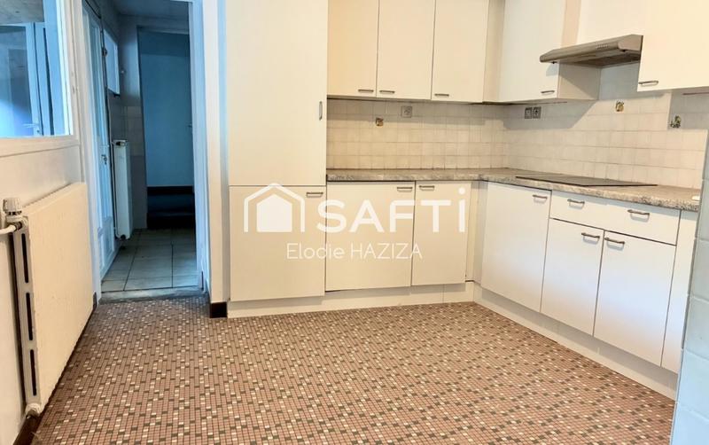 Maison de ville - 195 m² - 9 pièces