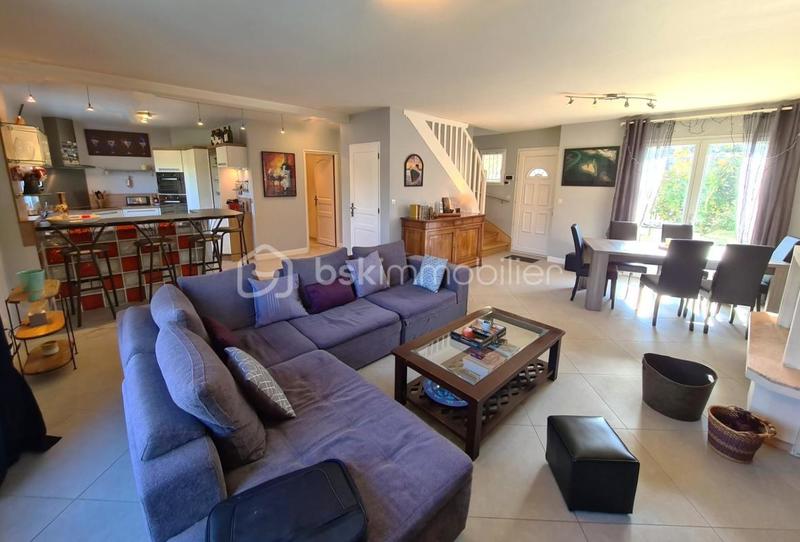 Maison - 125 m² - 6 pièces