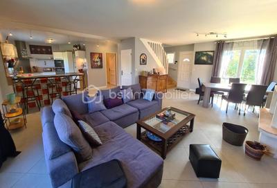 Maison - 125 m² - 6 pièces