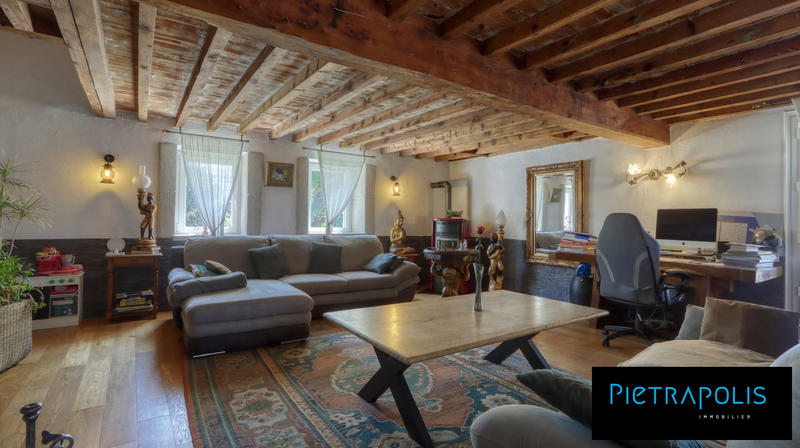 Maison ancienne - 332 m² - 9 pièces