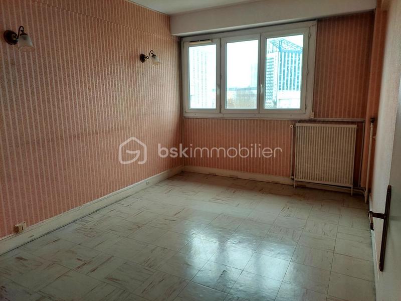Appartement - 82 m² - 4 pièces