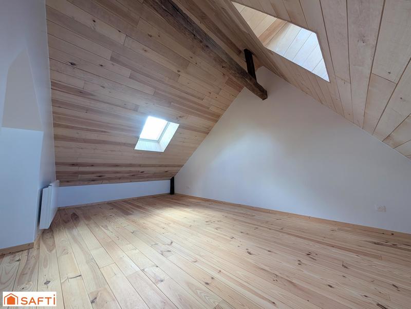 Maison - 160 m² - 9 pièces