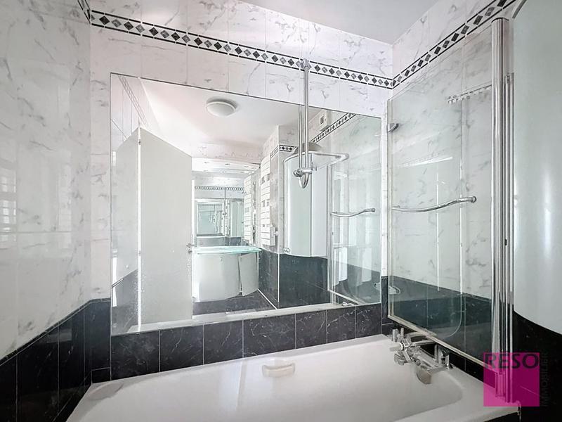 Appartement - 102 m² - 4 pièces