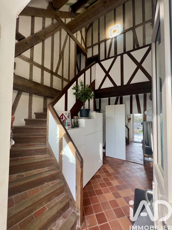 Maison - 178 m² - 9 pièces