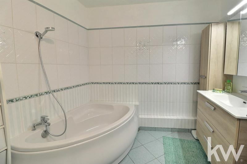 Appartement - 103 m² - 5 pièces