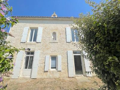 Maison - 265 m² - 12 pièces