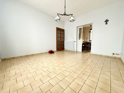 Maison - 200 m² - 5 pièces