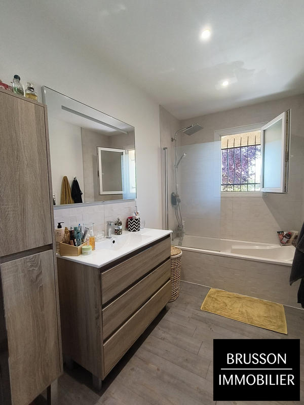 Villa - 119 m² - 5 pièces