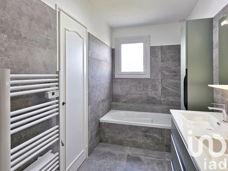 Maison - 112 m² - 4 pièces