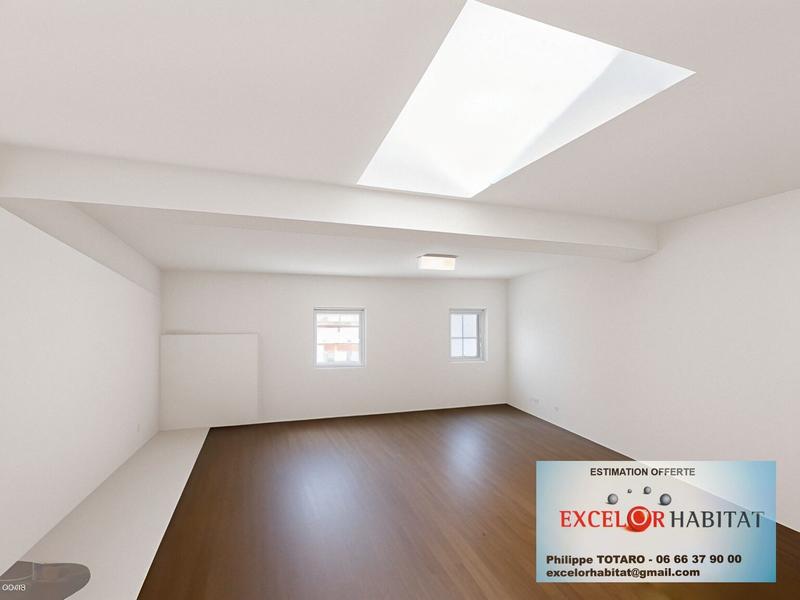 Immeuble - 130 m² - 6 pièces