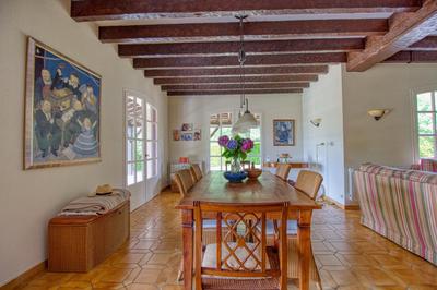 Maison - 180 m² - 7 pièces