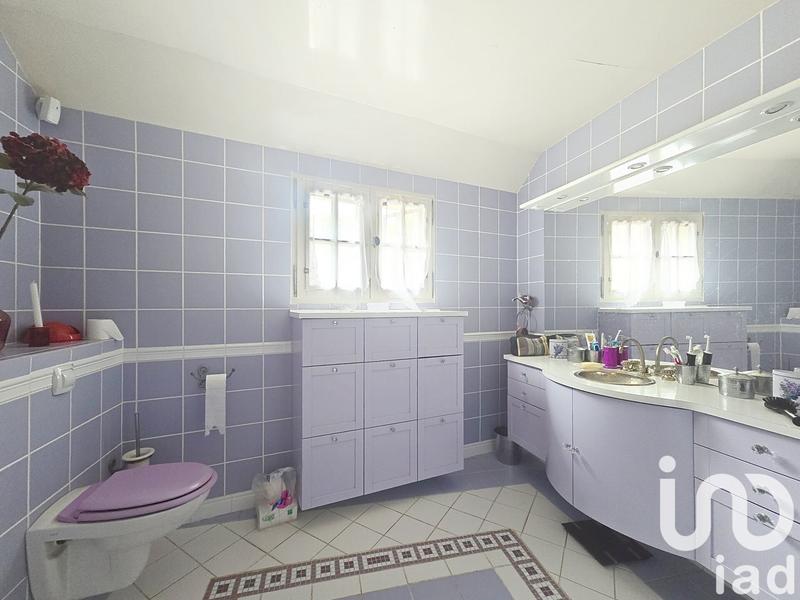 Maison - 194 m² - 6 pièces