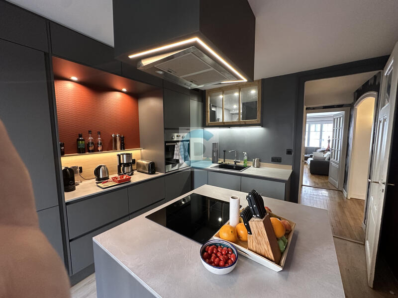 Appartement - 110 m² - 3 pièces