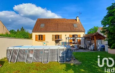 Maison - 142 m² - 7 pièces