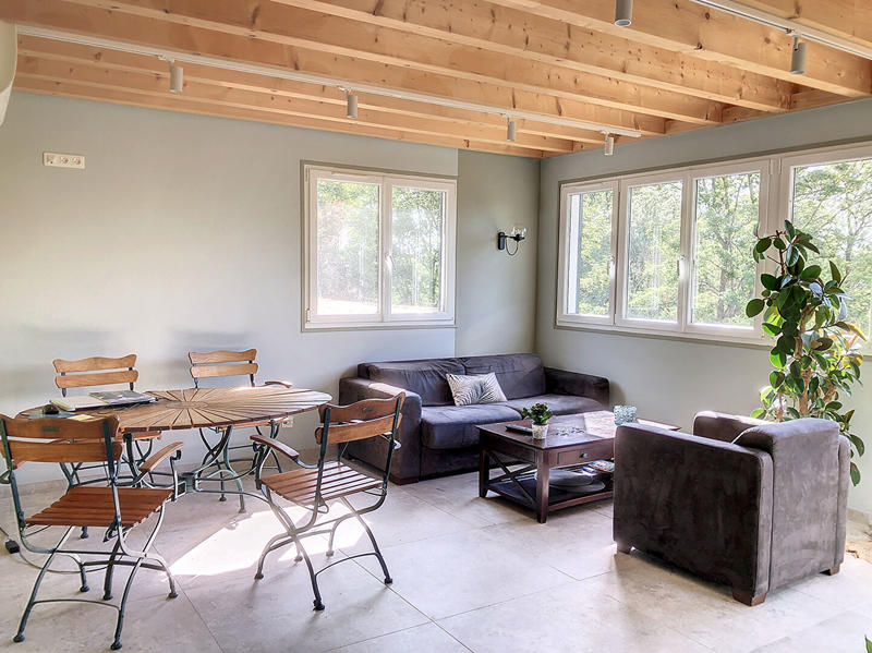 Maison - 280 m² - 11 pièces