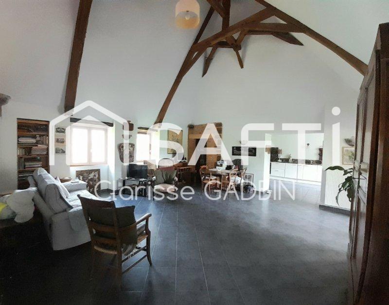 Maison - 260 m² - 11 pièces