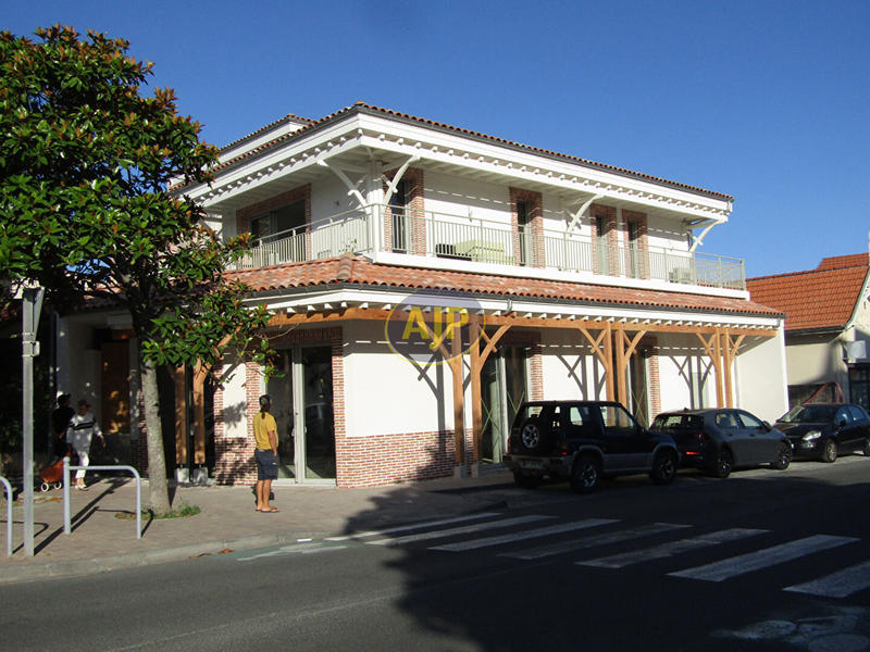 Appartement - 81 m² - 3 pièces