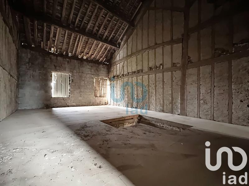 Maison de village - 120 m² - 1 pièce