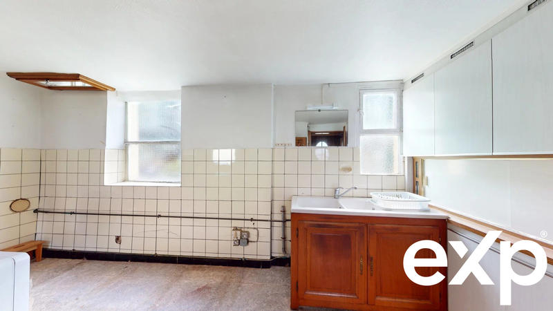 Maison - 99 m² - 5 pièces