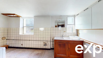 Maison - 99 m² - 5 pièces