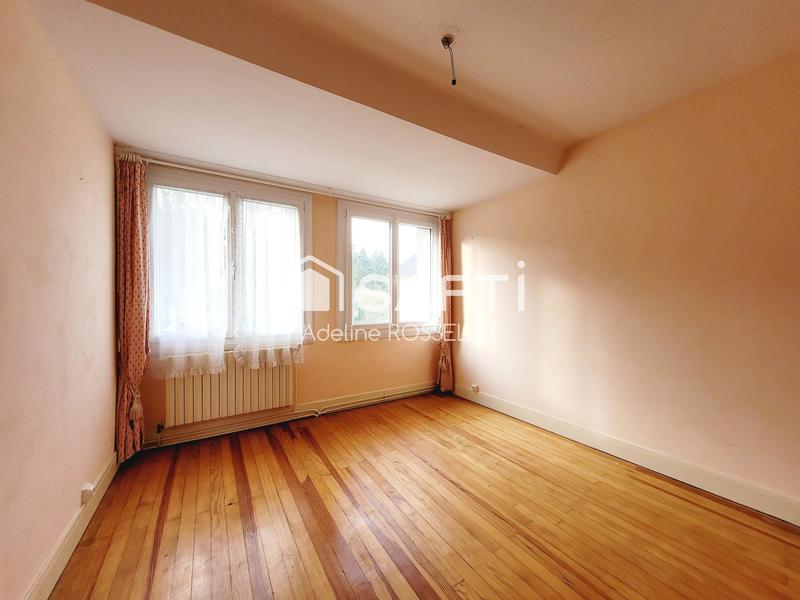 Maison - 220 m² - 10 pièces