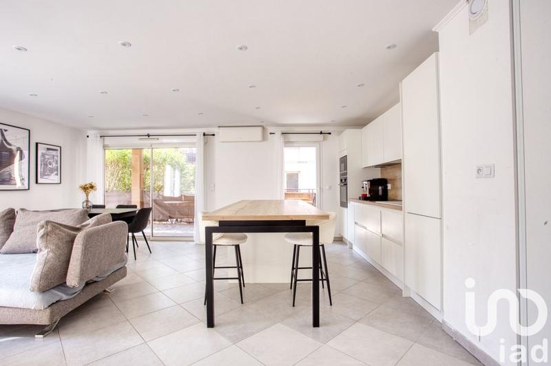 Appartement - 72 m² - 3 pièces