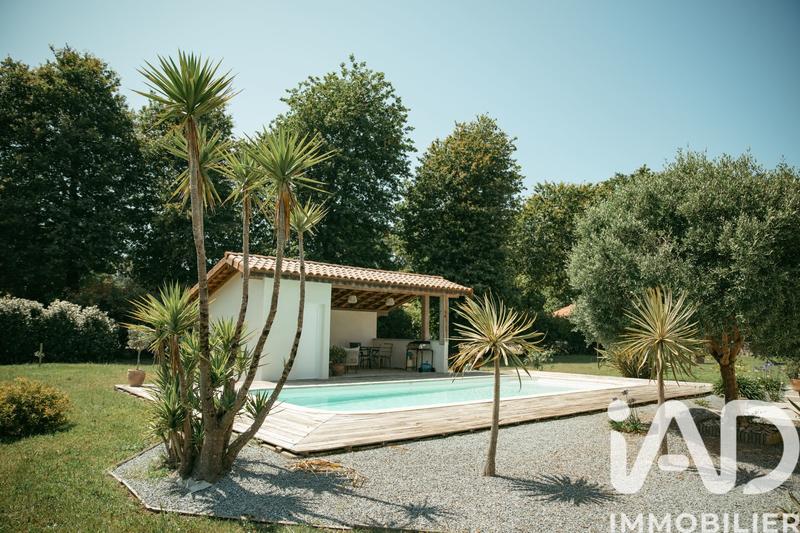 Ferme - 205 m² - 6 pièces