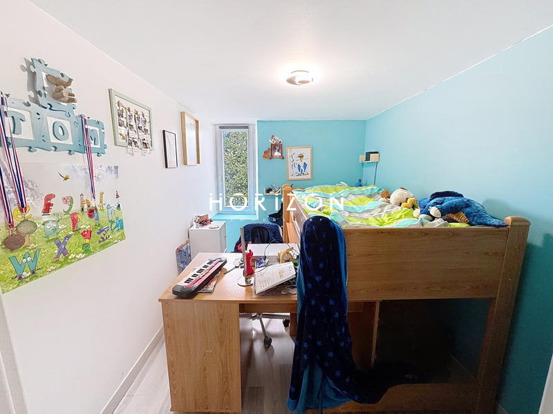 Appartement - 84 m² - 2 pièces