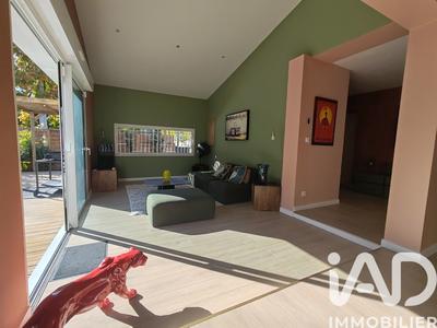 Maison - 141 m² - 5 pièces