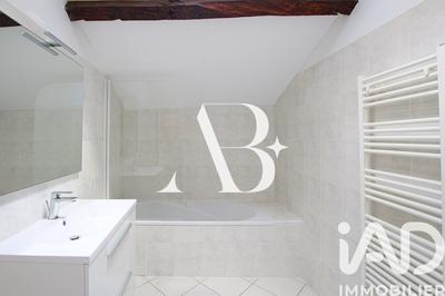 Appartement - 84 m² - 2 pièces