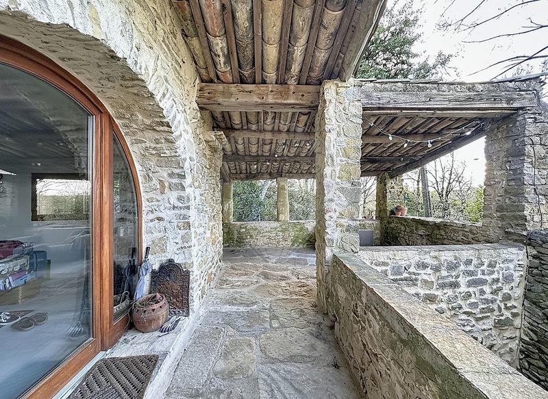 Maison - 243 m² - 8 pièces