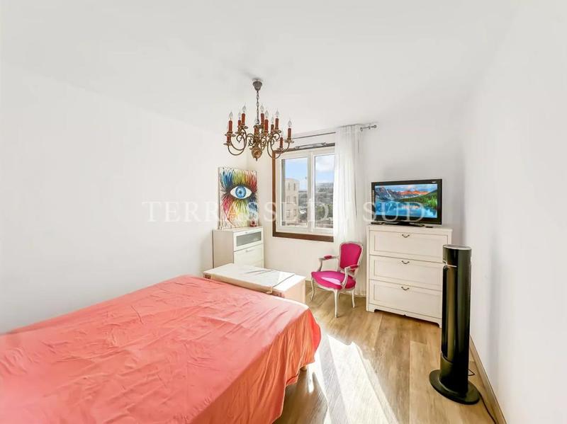 Appartement - 75 m² - 4 pièces