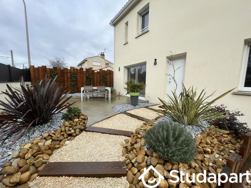 Chambre - 15 m² - 1 pièce