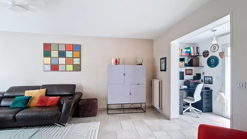 Maison traditionnelle - 121 m² - 6 pièces