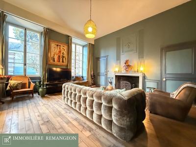 Maison de maîtres - 400 m² - 12 pièces