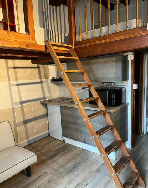 Studio - 25 m² - 1 pièce