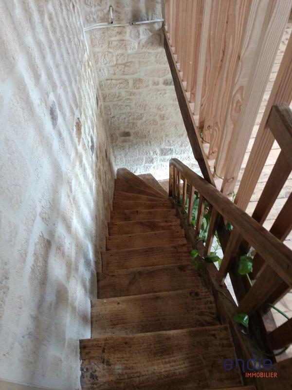 Maison - 200 m² - 8 pièces