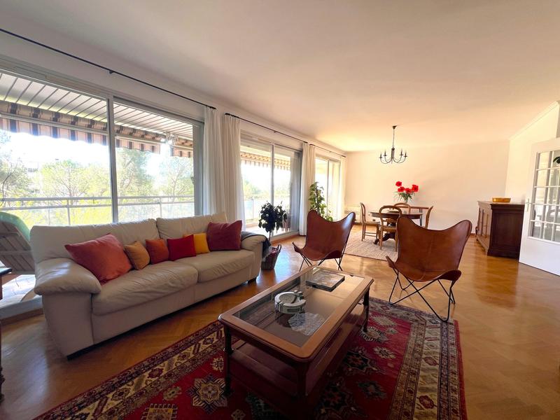 Appartement - 115 m² - 4 pièces