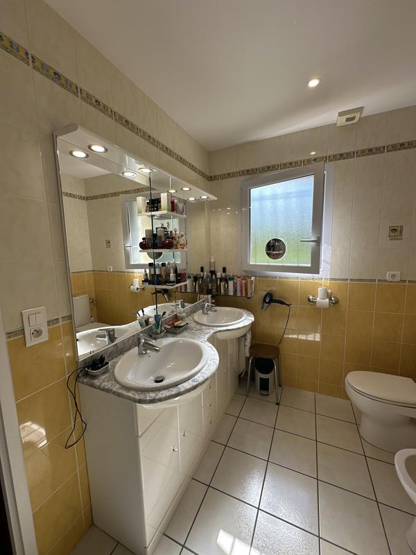 Villa - 172 m² - 5 pièces