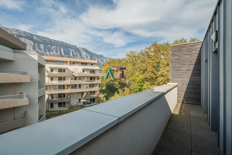 Appartement - 121 m² - 5 pièces