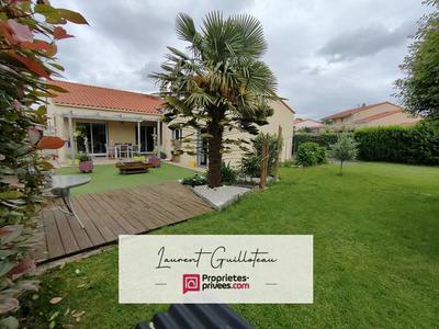 Maison - 103 m² - 5 pièces