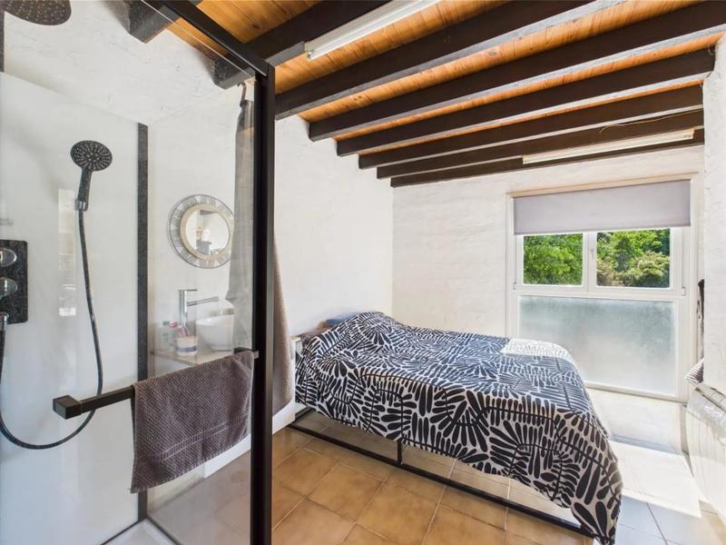 Propriété - 288 m² - 12 pièces