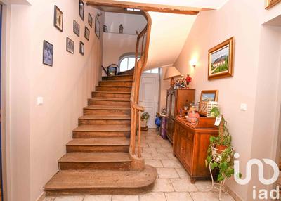 Maison - 235 m² - 8 pièces