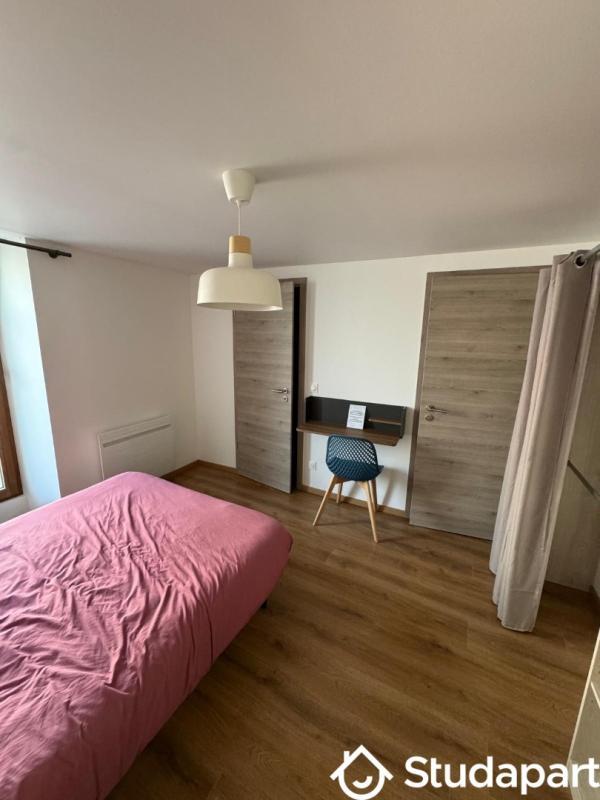 Chambre - 12 m² - 1 pièce