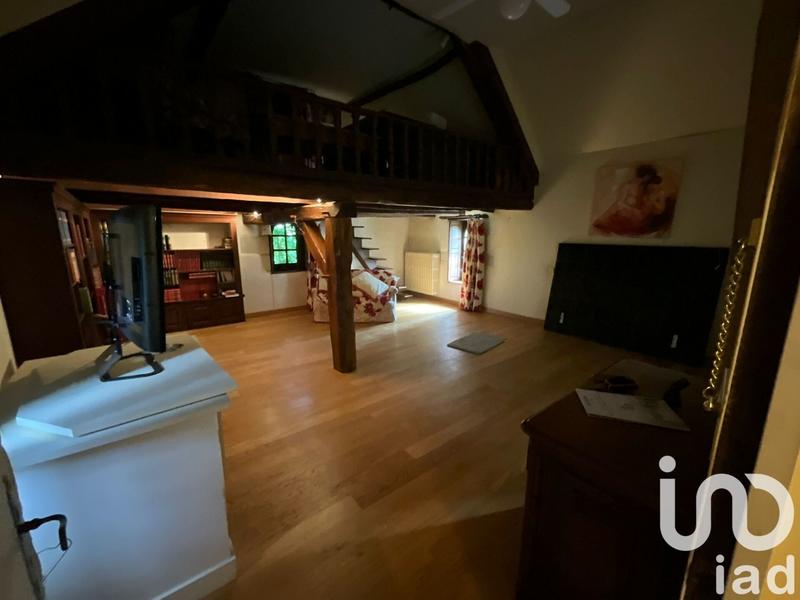 Maison - 656 m² - 10 pièces