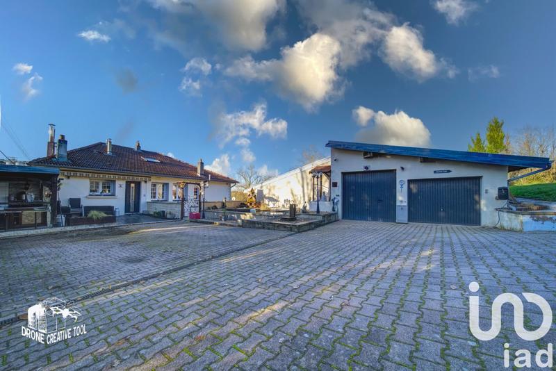 Appartement - 222 m² - 7 pièces