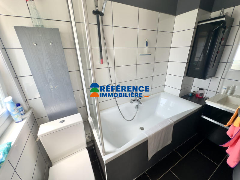 Maison - 92 m² - 4 pièces