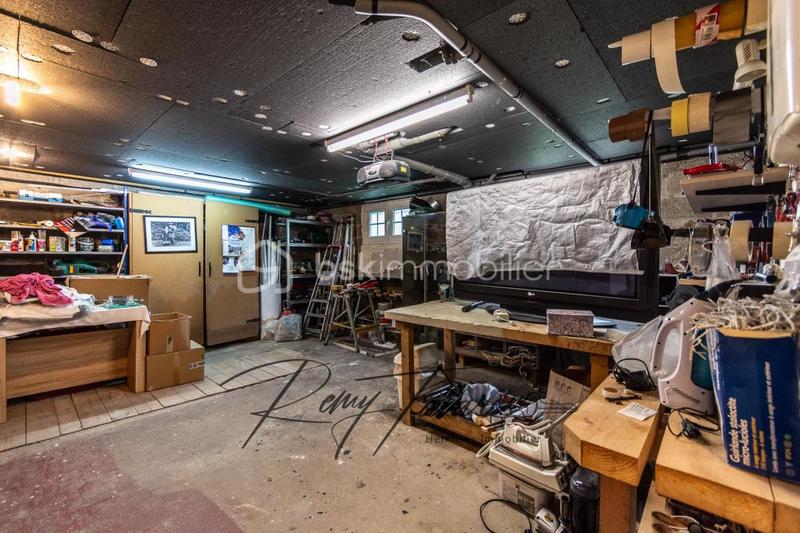 Pavillon - 175 m² - 9 pièces