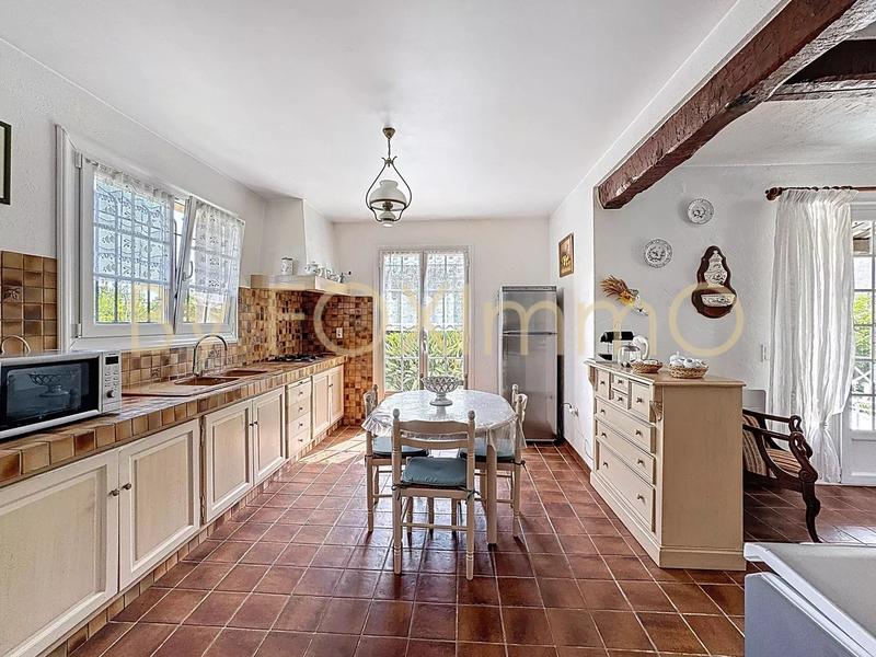 Maison - 144 m² - 6 pièces