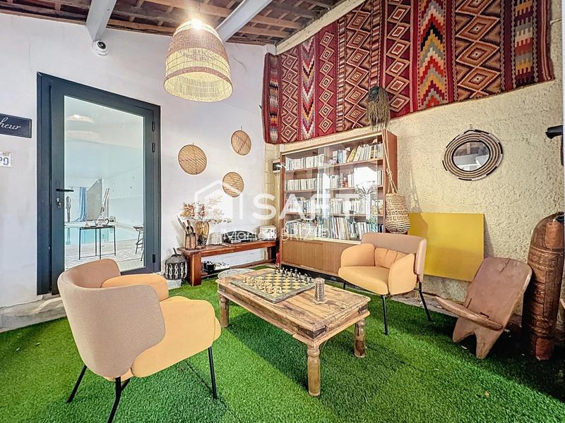 Maison - 163 m² - 8 pièces